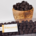 Du chocolat marseillais: les cailloux du Panier sont un mélange original d'éclats de navettes enrobés de chocolat noir, lait ou blanc... L'arôme de la fleur d'oranger se développe subtilement lorsque le chocolat et le biscuit vous craquent sous la dent.